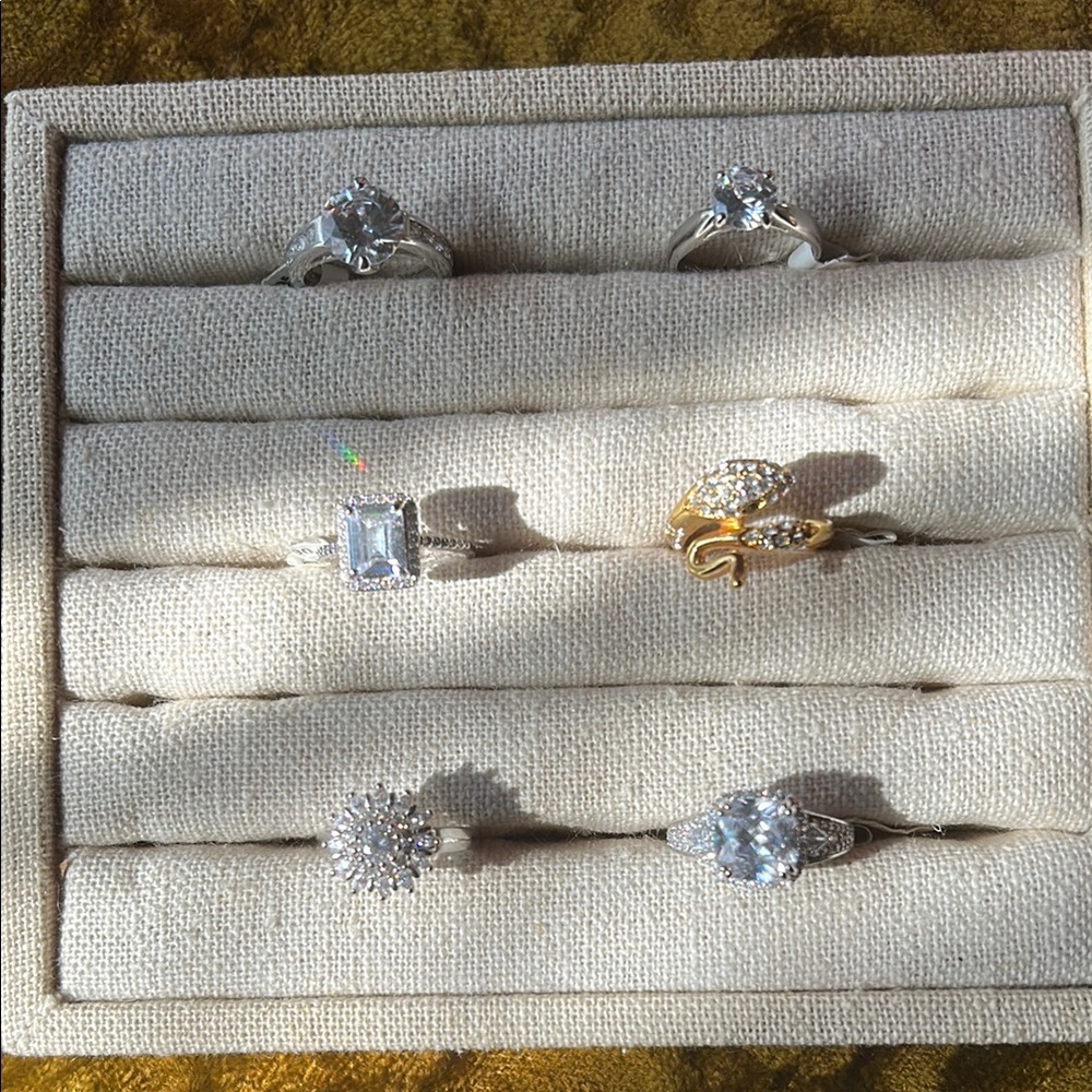 Rings Sparkly size 7